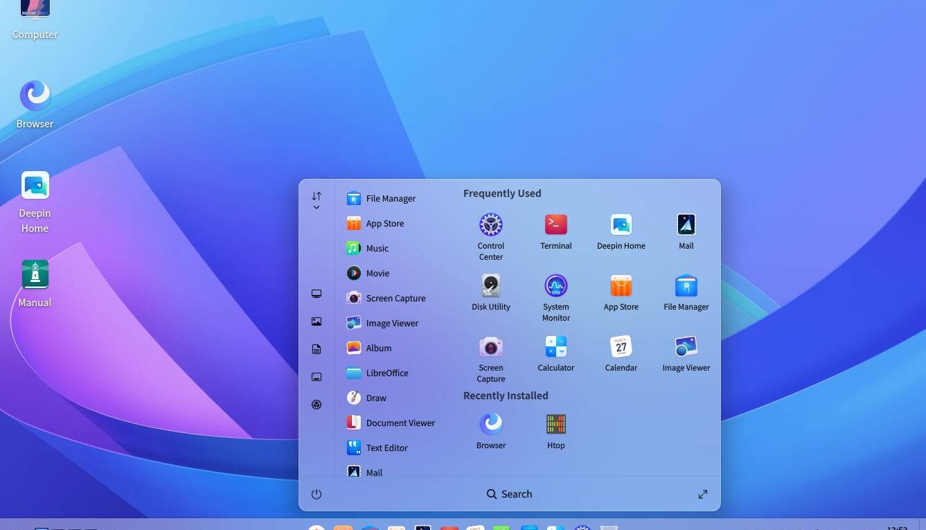 By default, Deepin resembles a brighter Windows 11: taskbar at the bottom, centered icons, etc.