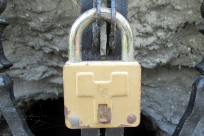 How Attackers Steal Browser Cookies and Bypass MFA